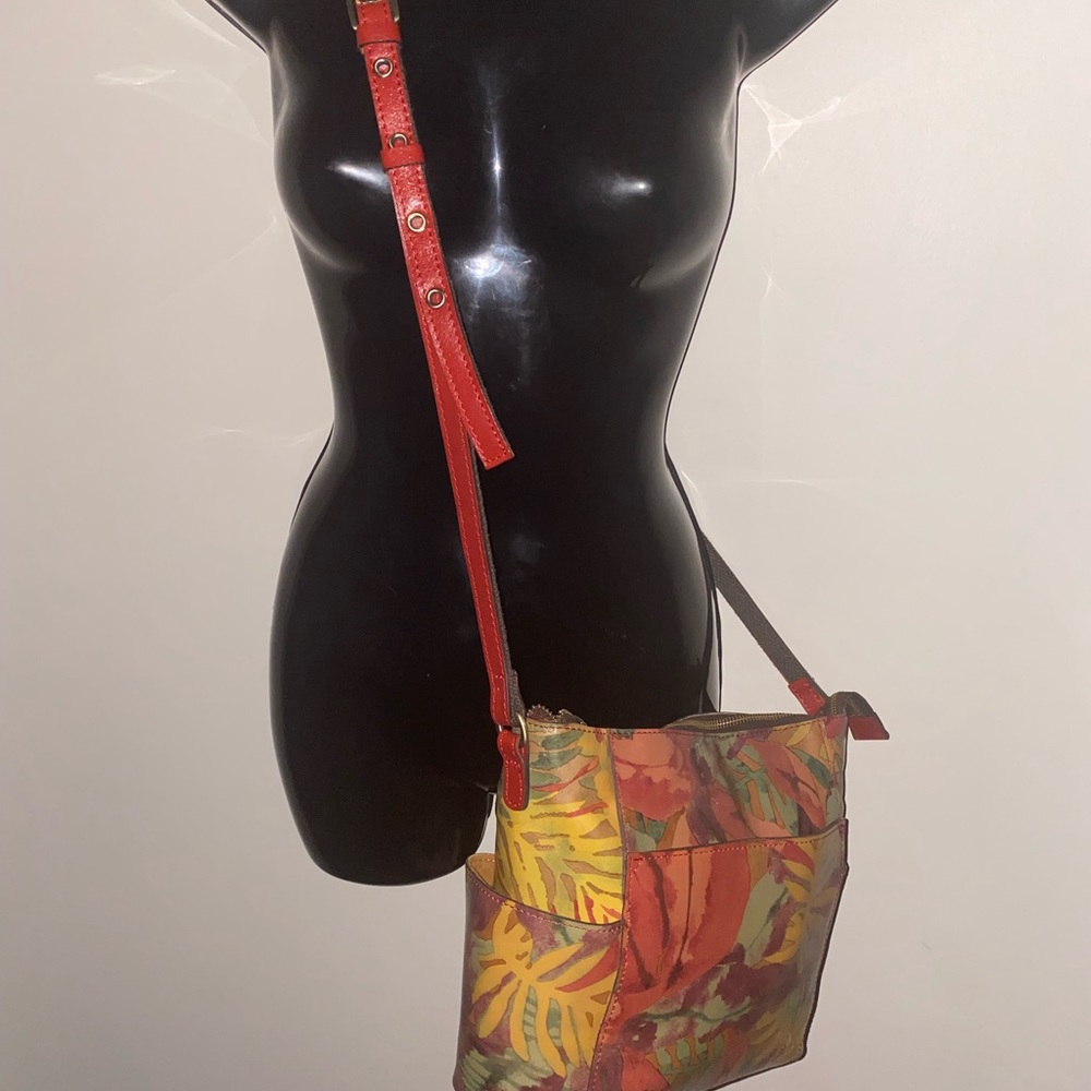 🚩 Final Price🚩Patricia Nash leather Floral Crossbody Bag